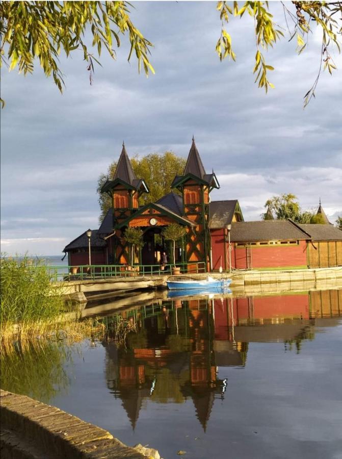 Grill Garten Vendeghaz Hotel Keszthely Exterior photo