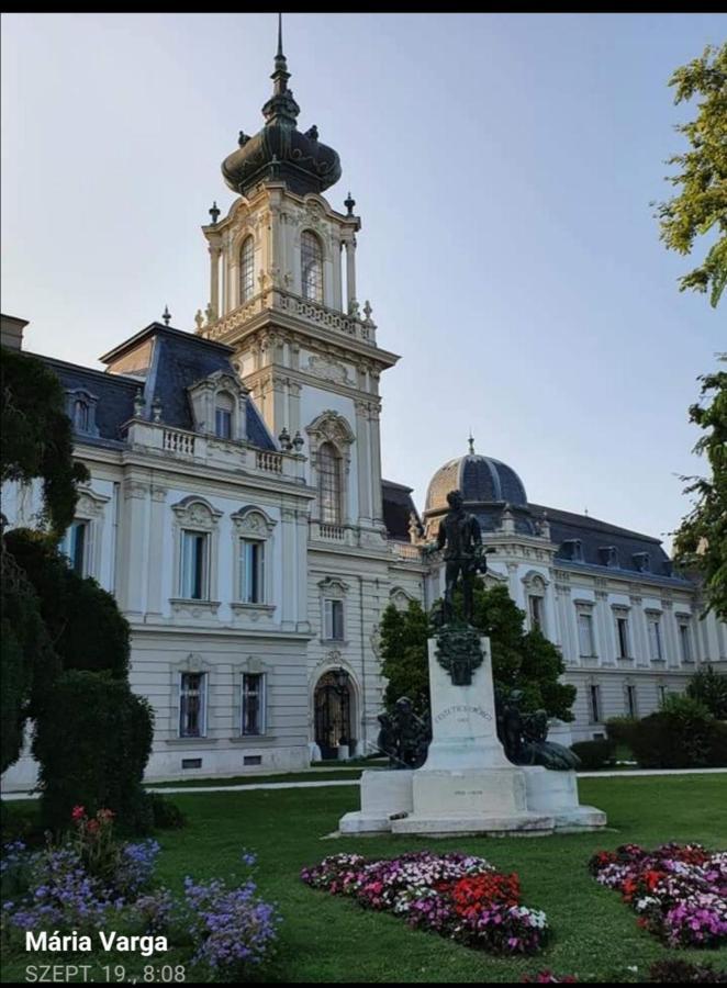 Grill Garten Vendeghaz Hotel Keszthely Exterior photo